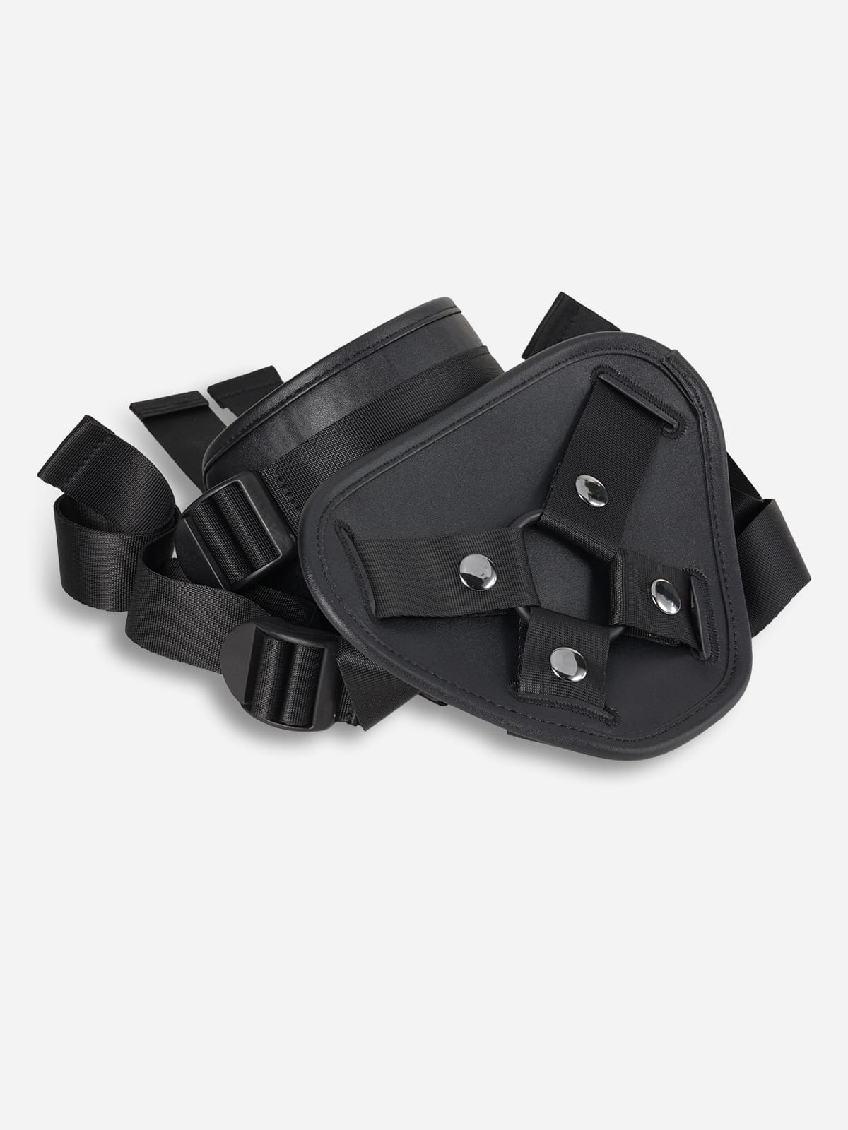 Hugedildo.com Black Strap Available In 3 Sizes Of Rings